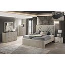 The appearance of Onyx Mirror In Light Beige designed by J&M in the modern / contemporary interior design. This light beige piece of furniture was selected by 1StopBedrooms from Onyx Collection to add a touch of cosiness and style into your home. Sku: 17188-M. Material: MDF.