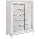 The appearance of Picket House Furnishings Charlotte 5 Drawer Flip-Top Chest in White designed by Picket House in the transitional interior design. This white piece of furniture  was selected by 1StopBedrooms from Charlotte Collection to add a touch of cosiness and style into your home. Sku: TN700CH. Material: Rubberwood.