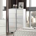 Sinistra Chest In White