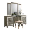 The appearance of Venetian Vanity with Jewelry Hangers In Champagne Silver designed by Best Quality Furniture in the glam interior design. This champagne silver piece of furniture was selected by 1StopBedrooms from Venetian Collection to add a touch of cosiness and style into your home. Sku: VEN-VL;VEN-VR;VEN-VM. Material: Textured.