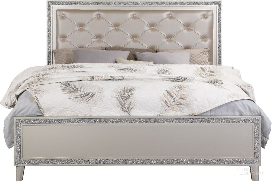 The appearance of Acme Sliverfluff Eastern King Bed In Champagne Finish designed by ACME in the glam interior design. This champagne piece of furniture  was selected by 1StopBedrooms from Sliverfluff Collection to add a touch of cosiness and style into your home. Sku: BD00238EK1;BD00238EK2;BD00238EK3. Bed Type: Panel Bed. Material: Wood. Product Type: Panel Bed. Bed Size: Eastern King. Image1