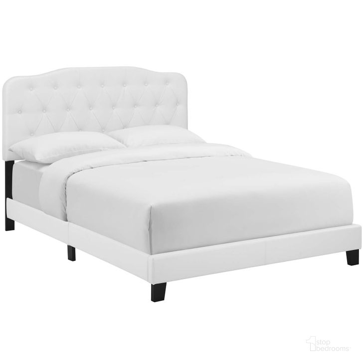 The appearance of Amelia White Full Faux Leather Bed designed by Modway in the modern / contemporary interior design. This white piece of furniture  was selected by 1StopBedrooms from Amelia Collection to add a touch of cosiness and style into your home. Sku: MOD-5991-WHI. Bed Type: Panel Bed. Product Type: Panel Bed. Bed Size: Full. Material: PU. Image1