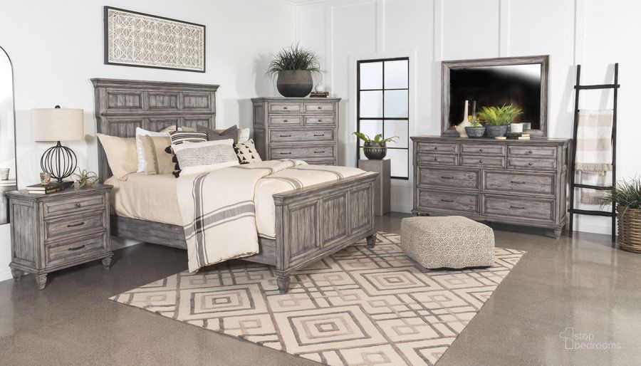 The appearance of Avenue Grey Panel Bedroom Set designed by Coaster in the traditional interior design. This gray piece of furniture  was selected by 1StopBedrooms from Avenue Collection to add a touch of cosiness and style into your home. Sku: 224031QB1;224031QB2;224031QB3;224032. Product Type: Bedroom Set. Bed Size: Queen. Material: Plywood. Image1
