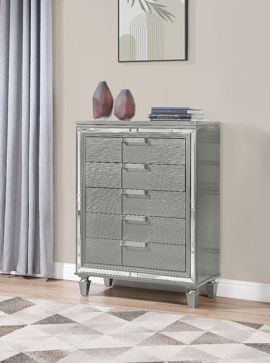 The appearance of Genoa Chest In Gunmetal Gray designed by Glory in the modern / contemporary interior design. This gray piece of furniture  was selected by 1StopBedrooms from Genoa Collection to add a touch of cosiness and style into your home. Sku: G05702-CH. Material: Wood. Product Type: Chest.