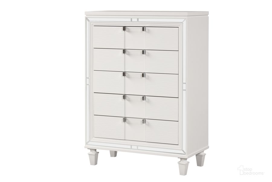The appearance of Genoa Chest In White designed by Glory in the modern / contemporary interior design. This white piece of furniture  was selected by 1StopBedrooms from Genoa Collection to add a touch of cosiness and style into your home. Sku: G05790-CH. Material: Wood. Product Type: Chest. Image1