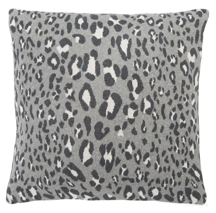 The appearance of Gwynn Leopard Pillow in Grey designed by Safavieh in the modern / contemporary interior design. This grey piece of furniture  was selected by 1StopBedrooms from Gwynn Collection to add a touch of cosiness and style into your home. Sku: PLS3003B-1818. Material: Cotton. Product Type: Pillow. Image1