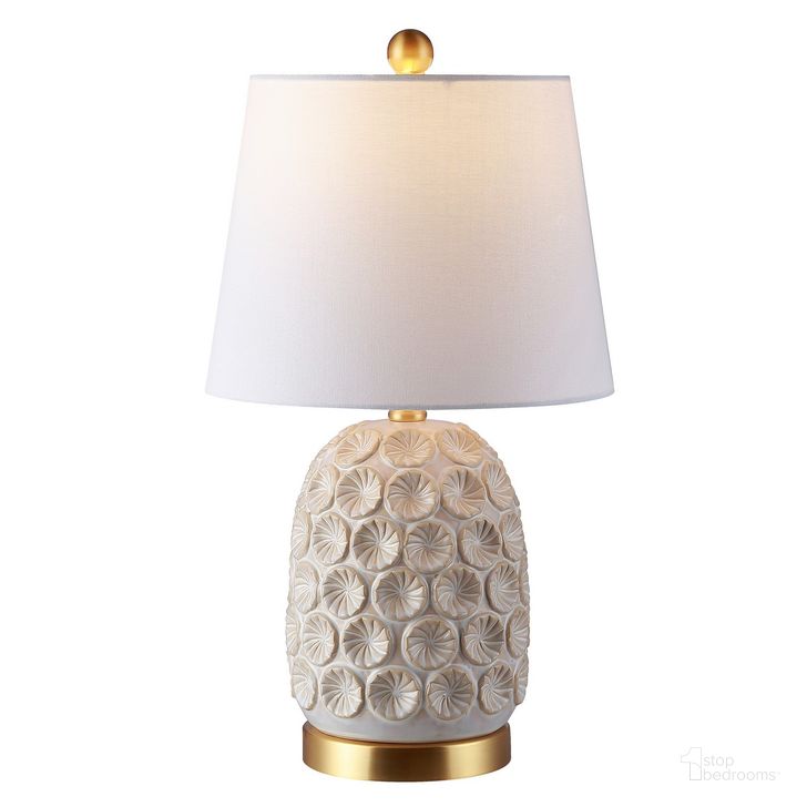 The appearance of Lamson Table Lamp in Cream designed by Safavieh in the modern / contemporary interior design. This cream piece of furniture  was selected by 1StopBedrooms from Lamson Collection to add a touch of cosiness and style into your home. Sku: TBL4230A. Material: Ceramic. Product Type: Table Lamp. Image1