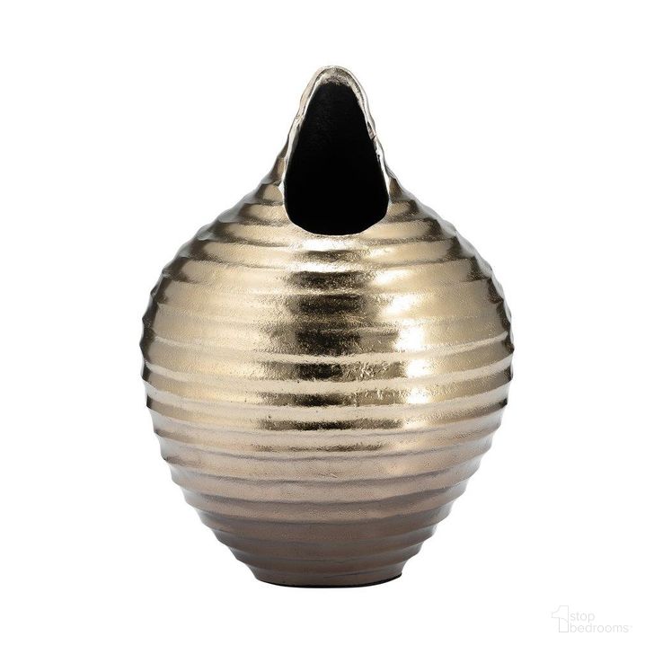 The appearance of Metal 12 Inch Shell Like Vase In Gold designed by Sagebrook in the modern / contemporary interior design. This gold piece of furniture  was selected by 1StopBedrooms from  to add a touch of cosiness and style into your home. Sku: 17496-01. Material: Aluminum. Product Type: Vase. Image1