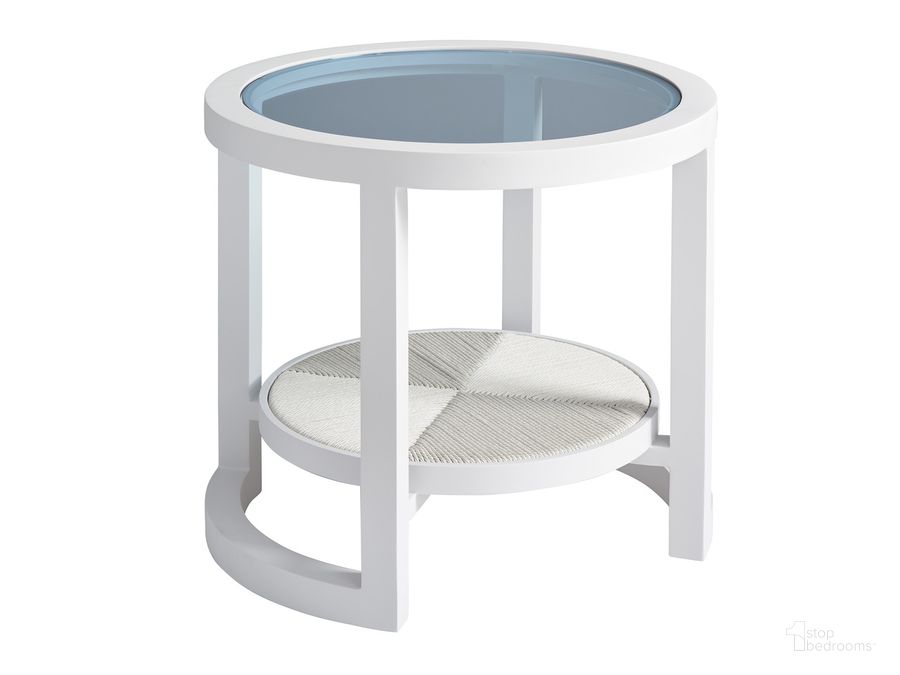 The appearance of Ocean Breeze Promenade Round End Table designed by Tommy Bahama in the coastal interior design. This white piece of furniture  was selected by 1StopBedrooms from Ocean Breeze Promenade Collection to add a touch of cosiness and style into your home. Sku: 01-3460-953. Product Type: Outdoor Table. Image1