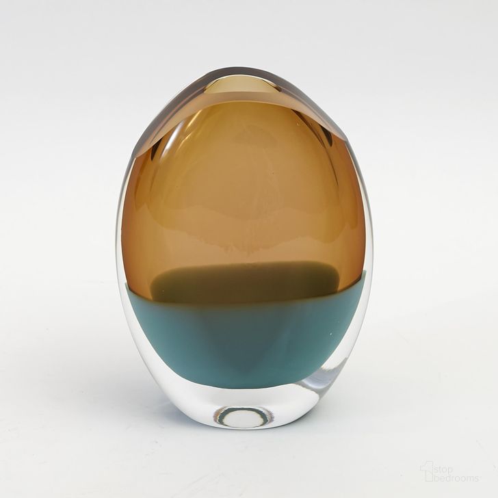 The appearance of Oval Small Vase In Pistachio Amber designed by Global Views in the modern / contemporary interior design. This blue piece of furniture  was selected by 1StopBedrooms from Oval Collection to add a touch of cosiness and style into your home. Sku: 6.60384. Material: Glass. Product Type: Vase. Image1
