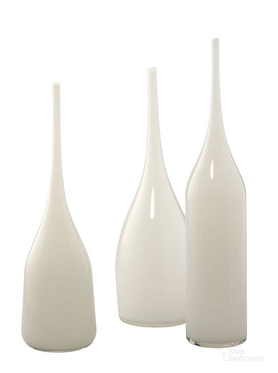 The appearance of Pixie Vases (set of 3) designed by Jamie Young Company in the modern / contemporary interior design. This white piece of furniture  was selected by 1StopBedrooms from Pixie Collection to add a touch of cosiness and style into your home. Sku: 7PIXI-VAWH. Material: Glass. Product Type: Vase. Image1