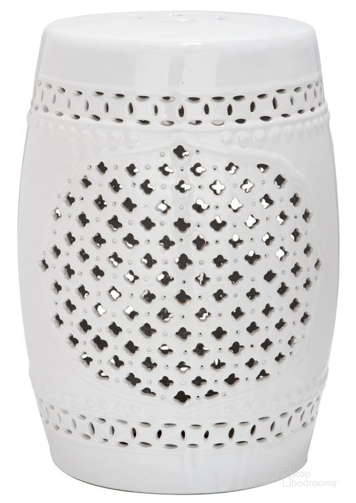 The appearance of Quatrefoil White Garden Stool ACS4506A designed by Safavieh in the modern / contemporary interior design. This white piece of furniture  was selected by 1StopBedrooms from Quatrefoil Collection to add a touch of cosiness and style into your home. Sku: ACS4506A. Product Type: Stool. Image1