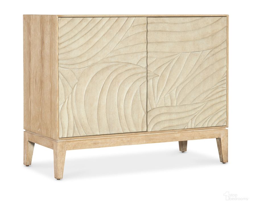 The appearance of Retreat Carved Nightstand designed by Hooker in the transitional interior design. This natural piece of furniture  was selected by 1StopBedrooms from Retreat Collection to add a touch of cosiness and style into your home. Sku: 6950-90215-80. Product Type: Nightstand. Material: Wood Veneer. Image1