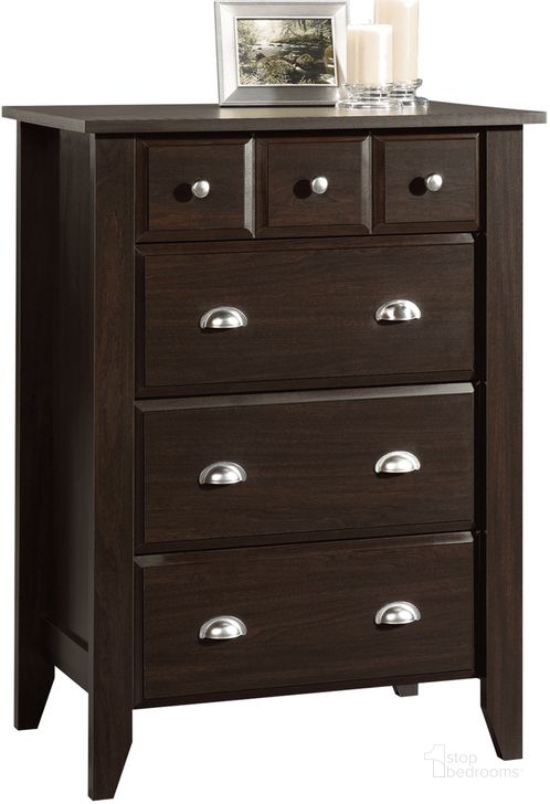 The appearance of Shoal Creek 4-Drawer Chest In Jamocha Wood designed by Sauder in the transitional interior design. This jamocha wood piece of furniture  was selected by 1StopBedrooms from Shoal Creek Collection to add a touch of cosiness and style into your home. Sku: 409714. Product Type: Chest. Material: Engineered Wood. Image1