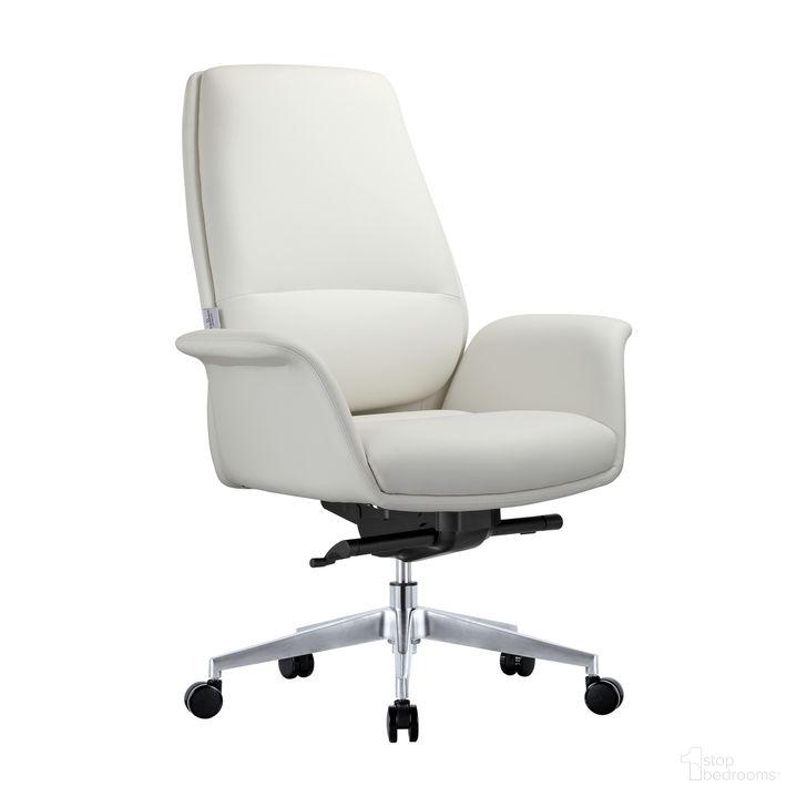 The appearance of Summit Series Office Chair In White Leather designed by LeisureMod in the modern / contemporary interior design. This white piece of furniture  was selected by 1StopBedrooms from Summit Collection to add a touch of cosiness and style into your home. Sku: SO21WL. Material: Leather. Product Type: Office Chair. Image1