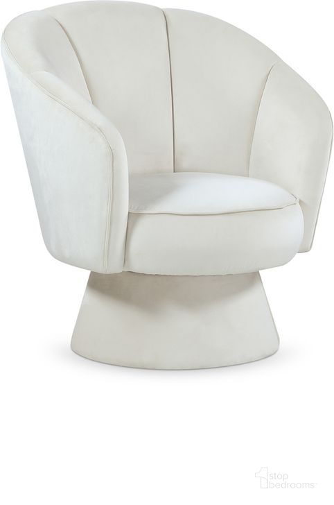 The appearance of Swanson Velvet Accent Chair In Cream designed by Meridian in the modern / contemporary interior design. This cream velvet piece of furniture  was selected by 1StopBedrooms from Swanson Collection to add a touch of cosiness and style into your home. Sku: 545Cream-C. Material: Wood. Product Type: Accent Chair. Image1