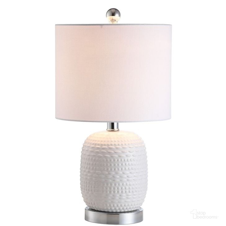 The appearance of Tucana 19 Inch White Ceramic and Iron Table Lamp with Usb Port designed by Safavieh in the modern / contemporary interior design. This white piece of furniture  was selected by 1StopBedrooms from Tucana Collection to add a touch of cosiness and style into your home. Sku: TBL4099A-U. Material: Ceramic. Product Type: Table Lamp. Image1