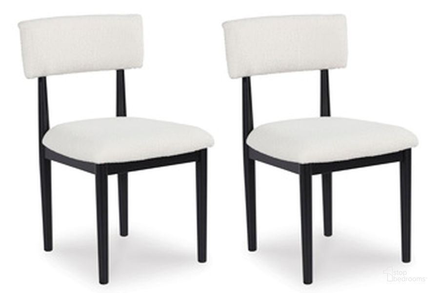 The appearance of Xandrum Dining Chair Set of 2 In White and Black designed by Signature Design by Ashley in the transitional interior design. This white/black piece of furniture  was selected by 1StopBedrooms from Xandrum Collection to add a touch of cosiness and style into your home. Sku: D429-02. Product Type: Dining Chair.
