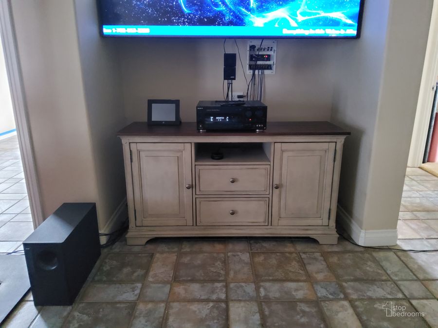 Creek Antique White Round Cocktail Table by Liberty 1StopBedrooms