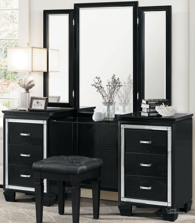 The appearance of Port Maitland Black Vanity designed by Off 5th Home in the modern / contemporary interior design. This black piece of furniture  was selected by 1StopBedrooms from Port Maitland Collection to add a touch of cosiness and style into your home. Sku: 1916BK-15R;1916BK-15L;1916BK-15M. Material: Wood. Product Type: Vanity.