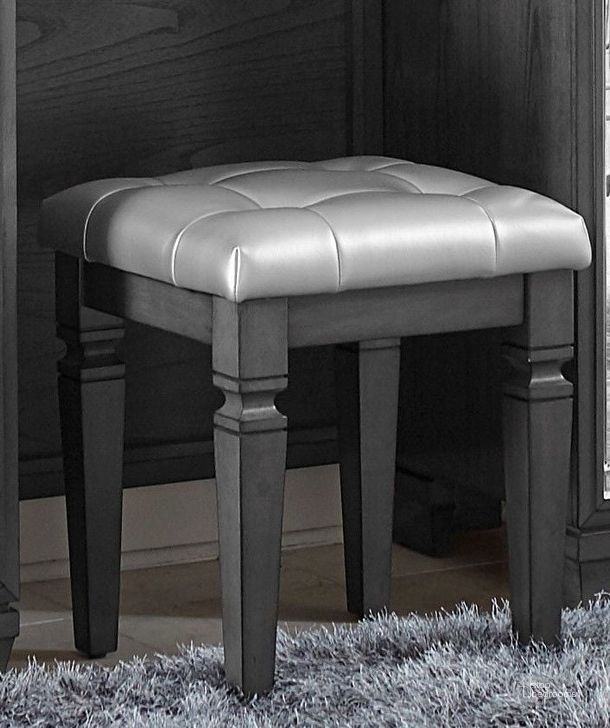 The appearance of Allura Gray Vanity Stool designed by Homelegance in the modern / contemporary interior design. This gray piece of furniture  was selected by 1StopBedrooms from Allura Collection to add a touch of cosiness and style into your home. Sku: 1916GY-14. Material: Fabric. Product Type: Vanity Stool. Image1