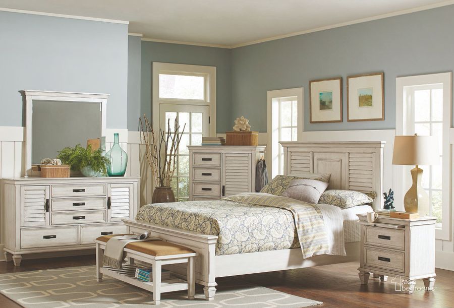 The appearance of Liza Antique White Panel Bedroom Set designed by Coaster in the transitional interior design. This white piece of furniture  was selected by 1StopBedrooms from Liza Collection to add a touch of cosiness and style into your home. Sku: 205331QB1;205331QB2;205331QB3;205332. Bed Type: Panel Bed. Material: Wood. Product Type: Panel Bed. Bed Size: Queen. Image1