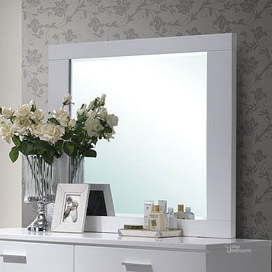 The appearance of Lorimar Mirror designed by ACME in the modern / contemporary interior design. This white piece of furniture  was selected by 1StopBedrooms from Lorimar Collection to add a touch of cosiness and style into your home. Sku: 22634. Material: Wood. Product Type: Dresser Mirror. Image1