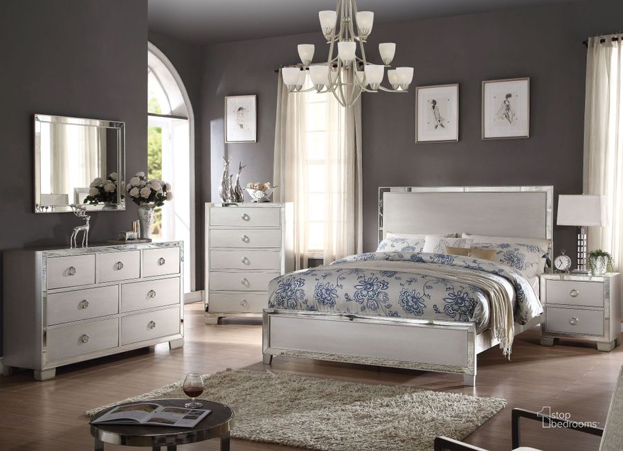 The appearance of Voeville II Platinum Bedroom Set designed by ACME in the transitional interior design. This cream piece of furniture  was selected by 1StopBedrooms from Voeville Ii Collection to add a touch of cosiness and style into your home. Sku: 24840Q-HB;24841Q-FB;24842Q-R;24843. Bed Type: Panel Bed. Material: Wood. Product Type: Panel Bed. Bed Size: Queen. Image1