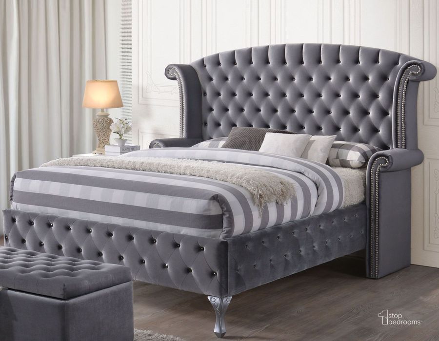 The appearance of Rebekah Gray King Upholstered Platform Bed designed by ACME in the transitional interior design. This gray piece of furniture  was selected by 1StopBedrooms from Rebekah Collection to add a touch of cosiness and style into your home. Sku: 25816EK-HB;25817EK-SDHB;25818EK-FR. Bed Type: Platform Bed. Material: Fabric. Product Type: Platform Bed. Bed Size: King. Image1