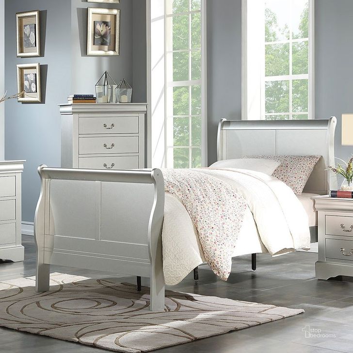 The appearance of Louis Philippe III Youth Sleigh Bed (Platinum) designed by ACME in the transitional interior design. This platinum piece of furniture  was selected by 1StopBedrooms from Louis Phillipe III Collection to add a touch of cosiness and style into your home. Sku: 26710T-HF;26711T-R. Bed Type: Sleigh Bed. Product Type: Sleigh Bed. Bed Size: Twin. Material: MDF. Image1