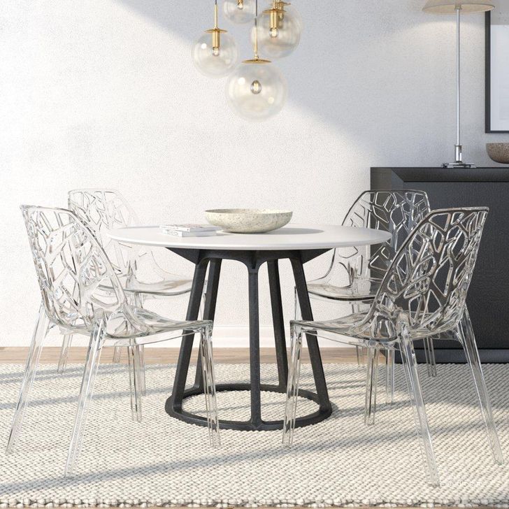 The appearance of 4 LeisureMod Cornelia Clear Dining Chairs designed by LeisureMod in the modern / contemporary interior design. This clear piece of furniture  was selected by 1StopBedrooms from Cornelia Collection to add a touch of cosiness and style into your home. Sku: C18CL4. Product Type: Dining Chair. Material: Plastic. Image1