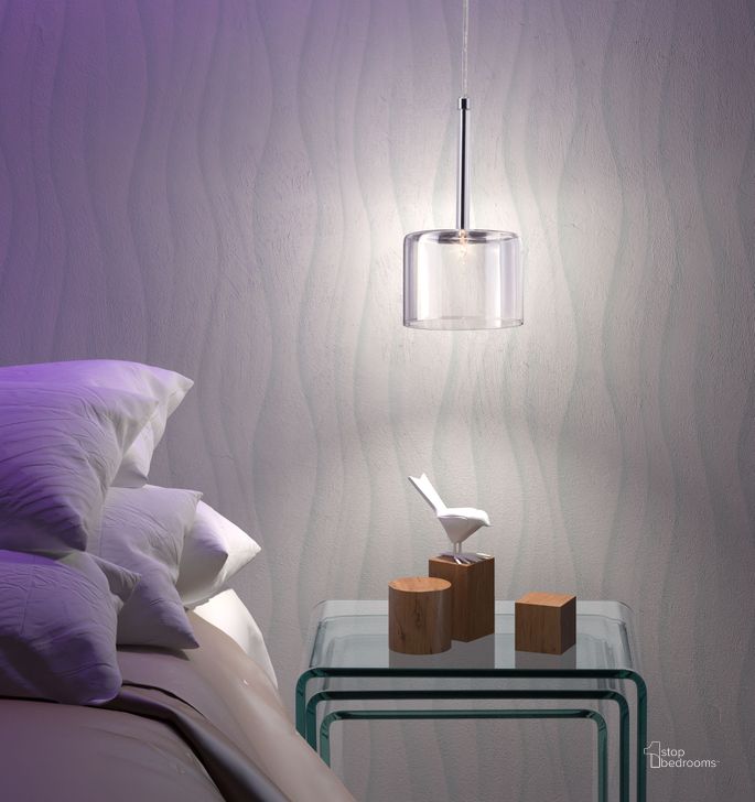 The appearance of Storm Clear Clear Ceiling Lamp designed by Zuo Modern in the modern / contemporary interior design. This clear piece of furniture  was selected by 1StopBedrooms from Storm Collection to add a touch of cosiness and style into your home. Sku: 50136. Material: Metal. Product Type: Lamp. Image1