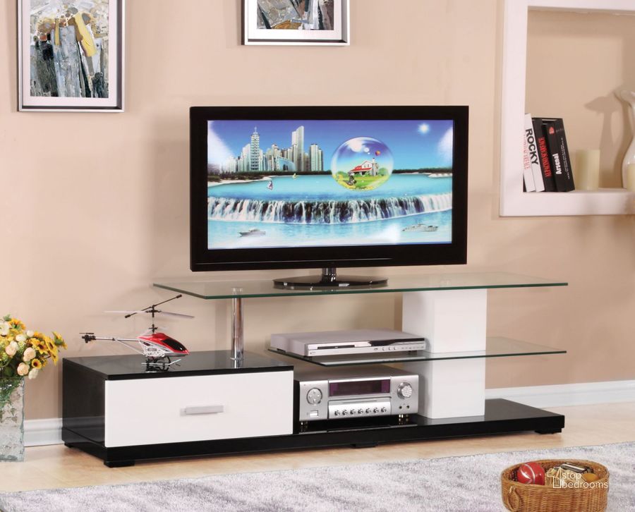 The appearance of Ivana White and Black Tv Stand designed by ACME in the modern / contemporary interior design. This white piece of furniture  was selected by 1StopBedrooms from Ivana Collection to add a touch of cosiness and style into your home. Sku: 91140ST;91141GL. Material: Metal. Product Type: TV Stand.