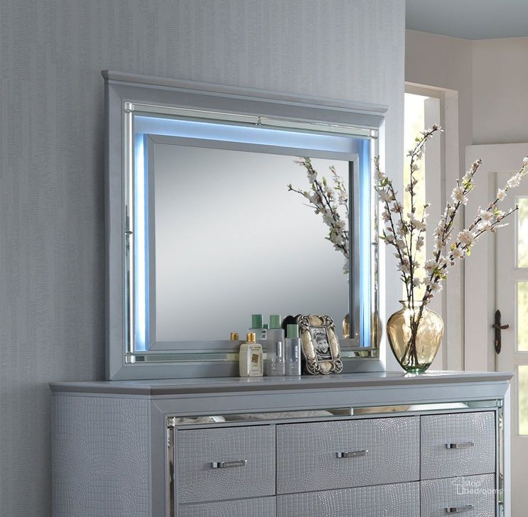 The appearance of Lillian Mirror designed by Crown Mark in the modern / contemporary interior design. This silver piece of furniture  was selected by 1StopBedrooms from Lillian Collection to add a touch of cosiness and style into your home. Sku: B7100-11. Material: Wood. Product Type: Dresser Mirror.