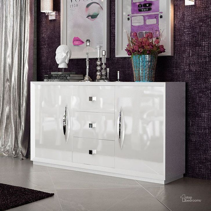 The appearance of Carmen Buffet (White) designed by ESF in the modern / contemporary interior design. This white high gloss piece of furniture  was selected by 1StopBedrooms from Carmen Collection to add a touch of cosiness and style into your home. Sku: CARMENBUFFETWHITE. Material: MDF. Product Type: Buffets, Sideboards and Server. Image1