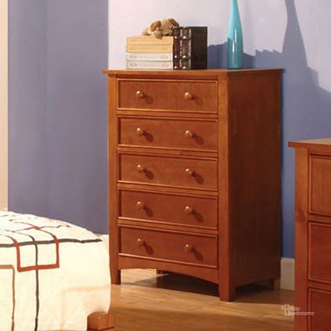 The appearance of Omnus Youth Chest (Oak) designed by Furniture of America in the transitional interior design. This oak piece of furniture  was selected by 1StopBedrooms from Omnus Collection to add a touch of cosiness and style into your home. Sku: CM7905OAK-C. Material: Wood. Product Type: Kids Chest.