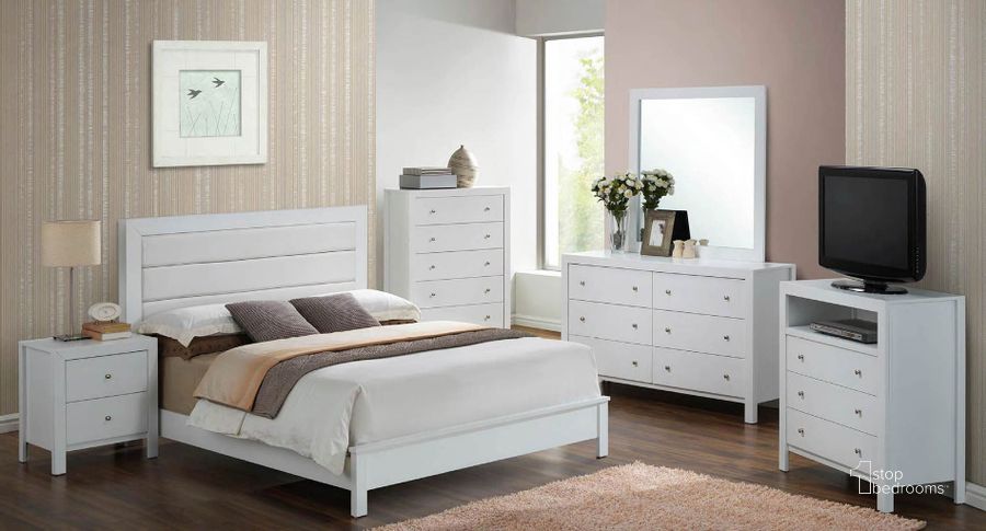 The appearance of G2490 Panel Bedroom Set designed by Glory in the transitional interior design. This white piece of furniture  was selected by 1StopBedrooms from G2490 Collection to add a touch of cosiness and style into your home. Sku: G2490A-QB-Queen  Bed  Headboard;G2490A-QB-Queen  Bed  Footboard;G2490A-QB-Queen Bed  Rails;G2490-N-Nightstand. Material: Wood. Product Type: Panel Bed. Bed Size: Queen. Image1