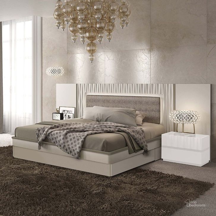 The appearance of Marina Storage Bed (Queen) designed by ESF in the modern / contemporary interior design. This ivory piece of furniture  was selected by 1StopBedrooms from Marina Collection to add a touch of cosiness and style into your home. Sku: MARINABEDQS;MARINASTORAGEKITQS. Bed Type: Storage Bed. Product Type: Storage Bed. Bed Size: Queen. Material: MDF. Image1