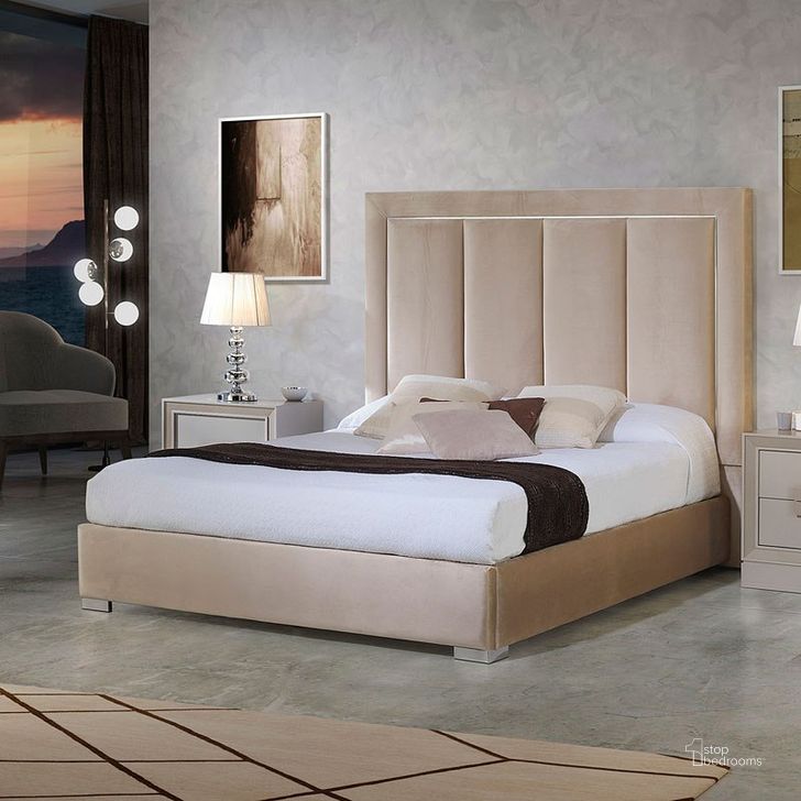 The appearance of Monica Upholstered Storage Bed (King) designed by ESF in the modern / contemporary interior design. This beige piece of furniture  was selected by 1StopBedrooms from Dupen Collection to add a touch of cosiness and style into your home. Sku: MONICABEDKS. Bed Type: Storage Bed. Product Type: Storage Bed. Bed Size: King.