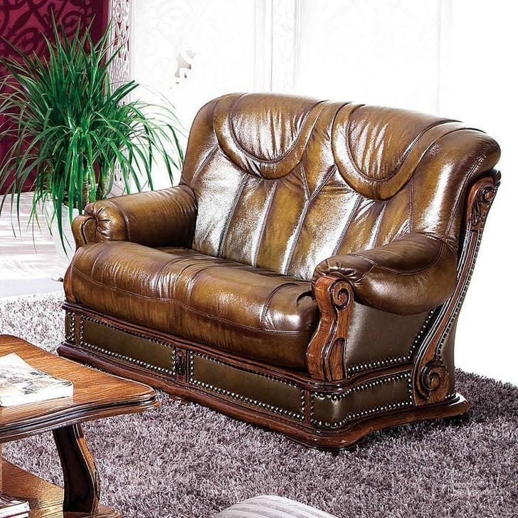 The appearance of Oakman Italian Leather Loveseat designed by ESF in the traditional interior design. This rich brown piece of furniture  was selected by 1StopBedrooms from Oakman Collection to add a touch of cosiness and style into your home. Sku: OAKMAN2. Material: Leather. Product Type: Loveseat. Image1