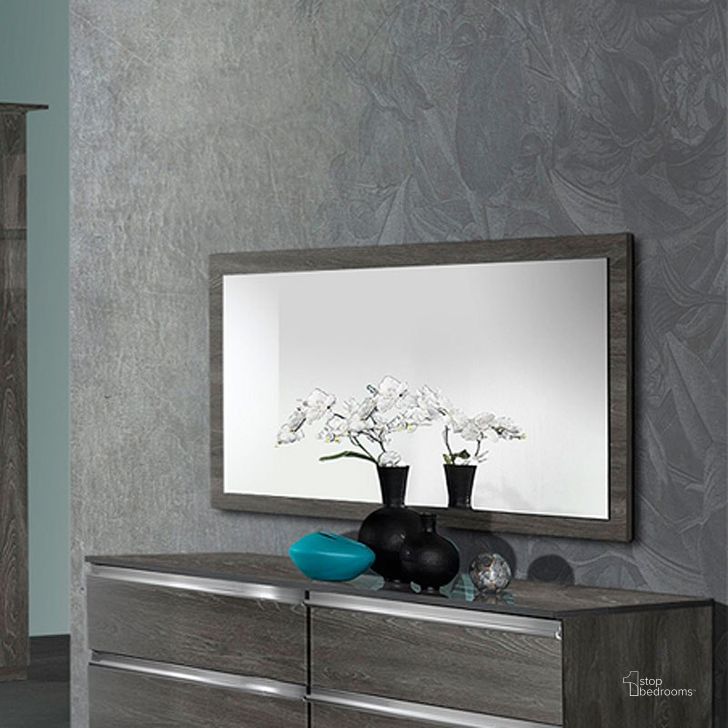 The appearance of Oxford Mirror designed by ESF in the modern / contemporary interior design. This grey piece of furniture  was selected by 1StopBedrooms from Oxford Collection to add a touch of cosiness and style into your home. Sku: OXFORDMIRROR. Material: MDF. Product Type: Dresser Mirror.