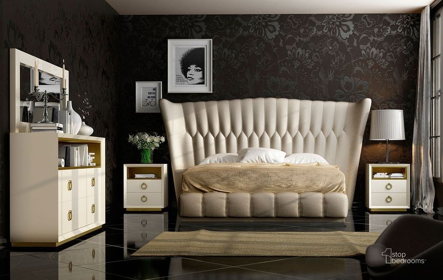 The appearance of Velvet Upholstered Panel Bedroom Set designed by ESF in the modern / contemporary interior design. This cream piece of furniture  was selected by 1StopBedrooms from Velvet Collection to add a touch of cosiness and style into your home. Sku: VELVETBEDQS;WFRAMEQUEENS;VELVETNS. Bed Type: Panel Bed. Material: Faux Leather. Product Type: Panel Bed. Bed Size: Queen. Image1