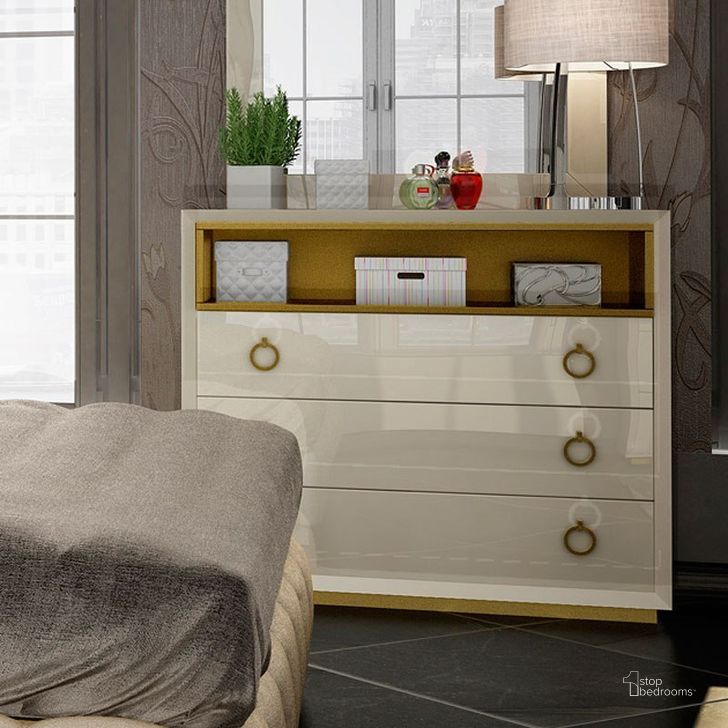 The appearance of Velvet Single Dresser designed by ESF in the modern / contemporary interior design. This cream piece of furniture  was selected by 1StopBedrooms from Velvet Collection to add a touch of cosiness and style into your home. Sku: VELVETDRESSER. Product Type: Dresser. Material: MDF. Image1