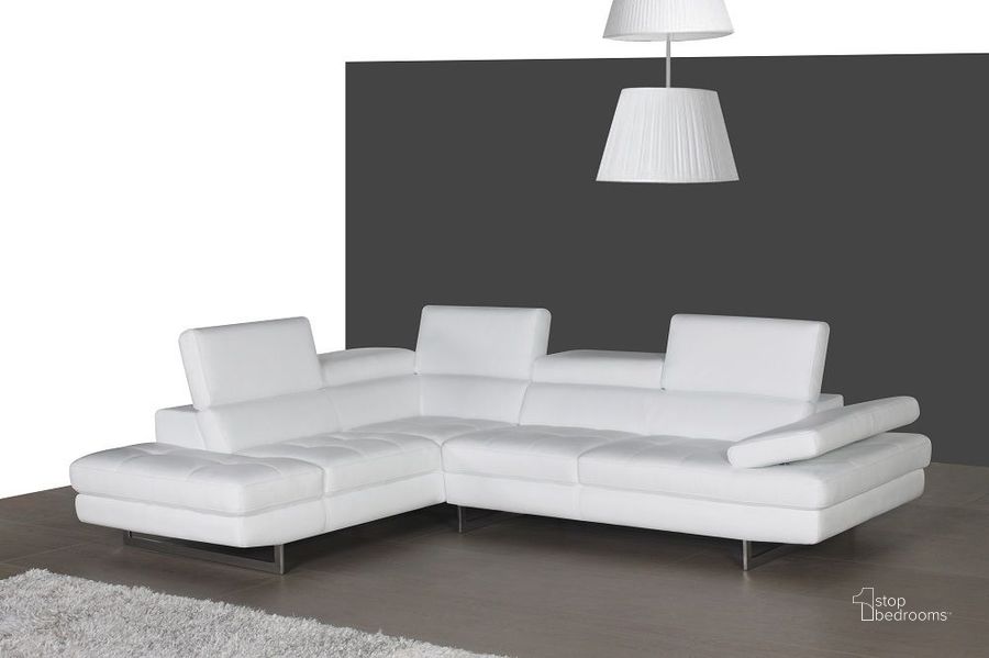 The appearance of A761 White Italian Leather LAF Sectional designed by J&M in the modern / contemporary interior design. This white piece of furniture  was selected by 1StopBedrooms from Living Room Collection to add a touch of cosiness and style into your home. Sku: 178551-LHFC. Material: Leather. Product Type: Sectional. Layout: L-Shape. Orientation: LAF.