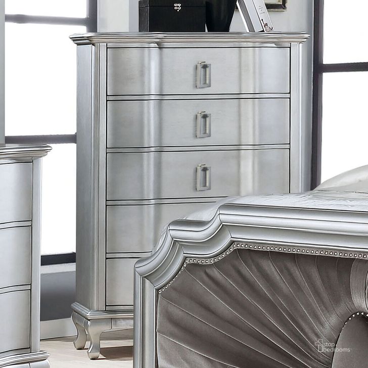 The appearance of Aalok Chest In Silver designed by Furniture of America in the glam interior design. This silver piece of furniture  was selected by 1StopBedrooms from Aalok Collection to add a touch of cosiness and style into your home. Sku: CM7864C. Material: Wood. Product Type: Chest. Image1