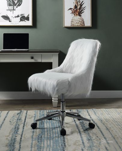 The appearance of Acme Arundell Ii Office Chair In White Faux Fur and Chrome Finish designed by ACME in the modern / contemporary interior design. This chrome piece of furniture  was selected by 1StopBedrooms from Arundell Collection to add a touch of cosiness and style into your home. Sku: OF00122. Material: Wood. Product Type: Office Chair. Image1