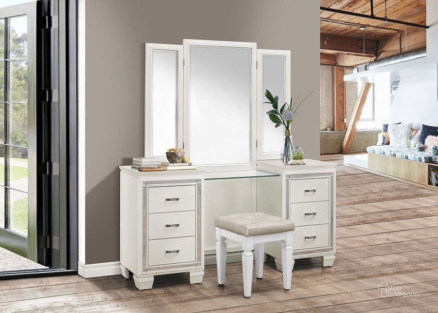 Allura White Panel Bedroom Set w/ LED Lighting by Homelegance