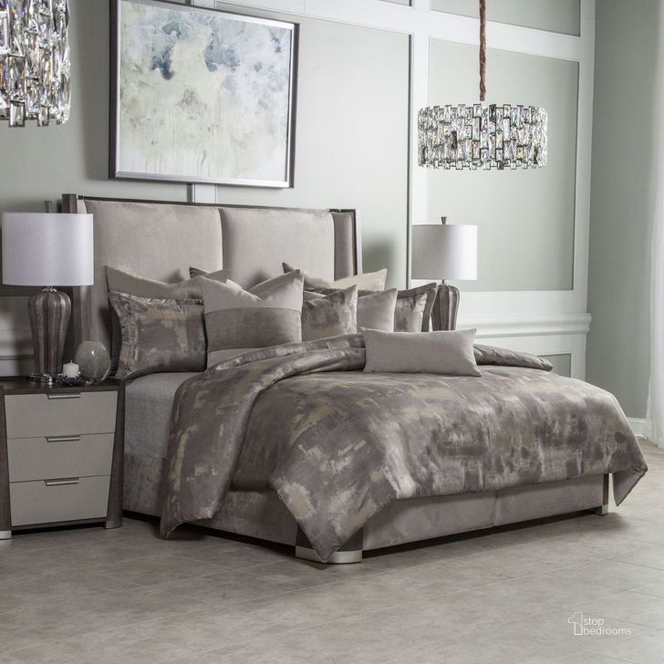 The appearance of Aubrey Patina 10 Piece King Comforter Set designed by AICO in the modern / contemporary interior design. This white piece of furniture  was selected by 1StopBedrooms from Aubrey Collection to add a touch of cosiness and style into your home. Sku: BCS-KS10-AUBRY-PNA. Product Type: Comforter Set.