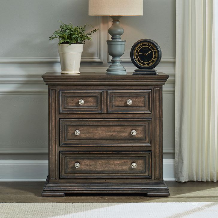 The appearance of Big Valley Bedside Chest With Charging Station In Brown designed by Liberty in the traditional interior design. This brown piece of furniture  was selected by 1StopBedrooms from Big Valley Collection to add a touch of cosiness and style into your home. Sku: 361-BR62. Product Type: Chest. Material: Rubberwood. Image1