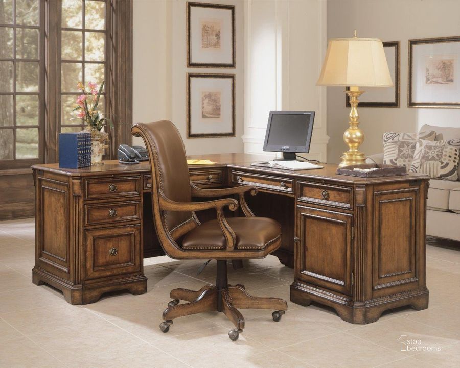The appearance of Brookhaven Executive L Right Return Desk designed by Hooker in the traditional interior design. This cherry piece of furniture  was selected by 1StopBedrooms from Brookhaven Collection to add a touch of cosiness and style into your home. Sku: 281-10-468;281-10-473. Product Type: Executive Desk. Material: Wood Veneer. Image1